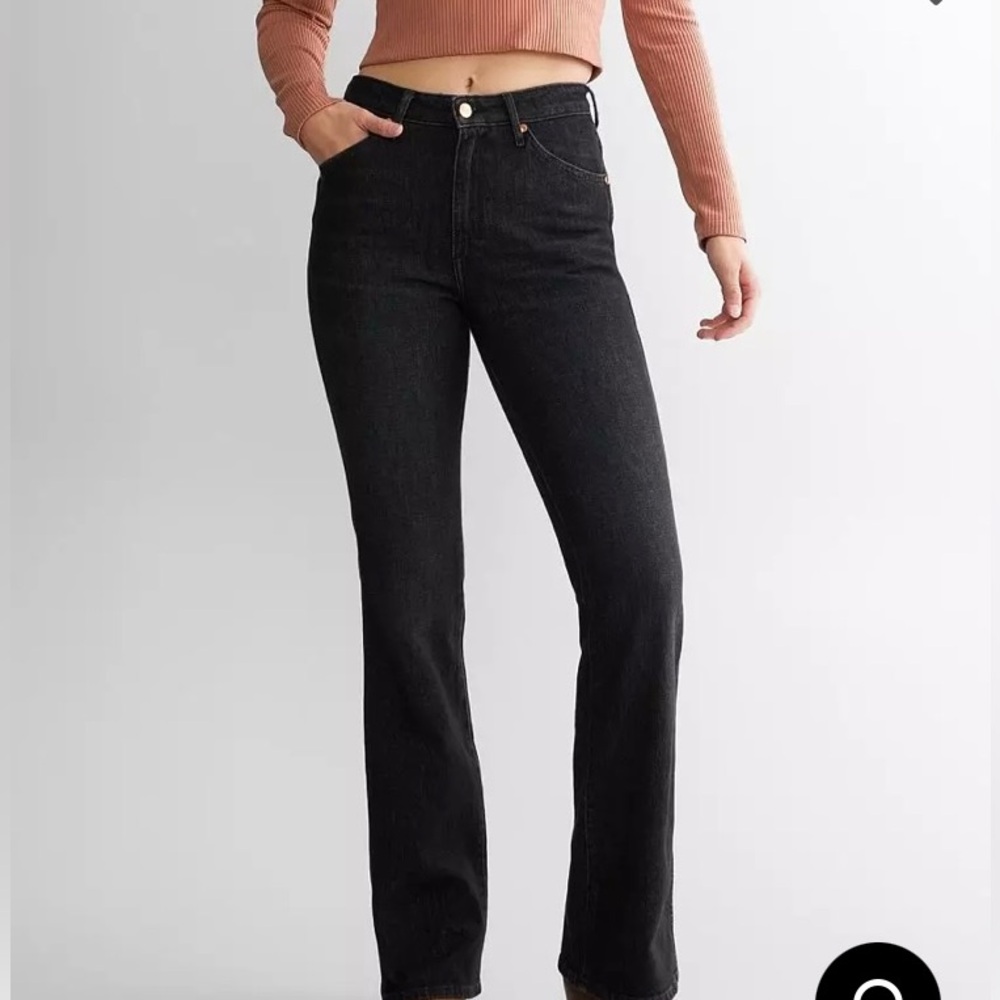 Wrangler high waisted bootcut nightrider jeans size 28